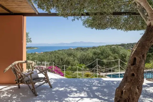 GAIOS, PAXOS

Panayia - set amongst olive groves and sleeping up to 10+1 guests across 5 ensuite rooms, Panayia is a wonderfully elegant Paxiot villa within a 15 minute walk to Gaios.

Generous terraces with expansive views, beautifully planted Mediterranean gardens and an 11m swimming pool enable guests to make the most of the amazing location.

To find out more about this or any of our stunning villas, please email info@ionianestates.com or call 44 (0) 7540 472 746

#IonianEstates
#Paxos #paxosvilla #greekislands #luxuryvillagreece